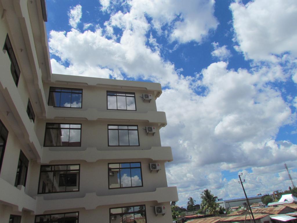 Fq Hotel Limited Dar es Salaam Exterior foto